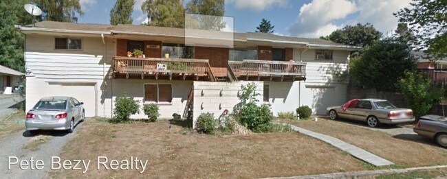 Building Photo - 1580 SW Thomsen Ave