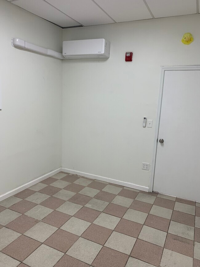 Foto del edificio - 442 W Wyoming Ave