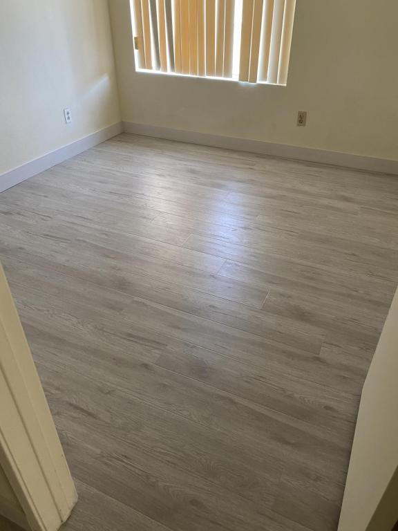 Foto del edificio - 1649 Pine Ct