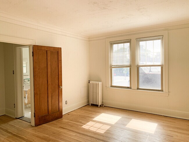 Foto del edificio - 1141 Holcomb St