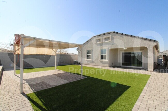 Building Photo - 3029 S 78th Dr