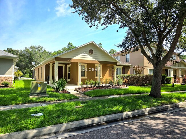 Majestic 4-Bed, 2-Bath Home in Avalon Park... - Majestic 4-Bed, 2-Bath Home in Avalon Park...