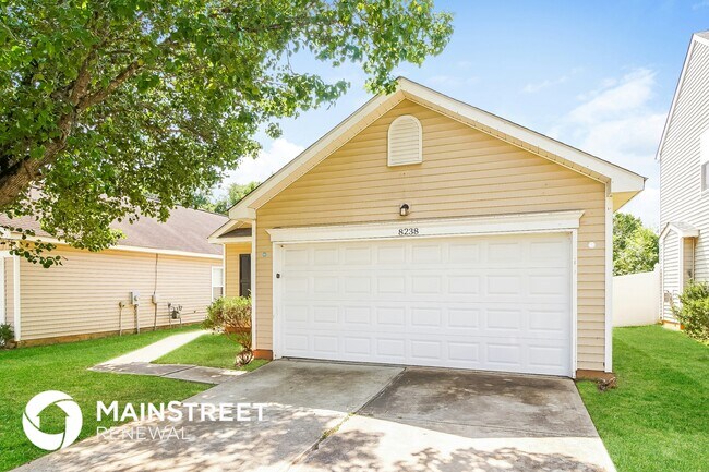 Foto del edificio - 8238 Wallace Glen Dr