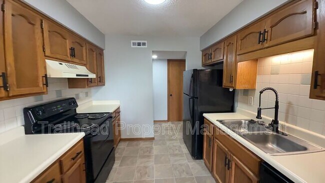 Foto del edificio - 3405 NW Duncan Rd