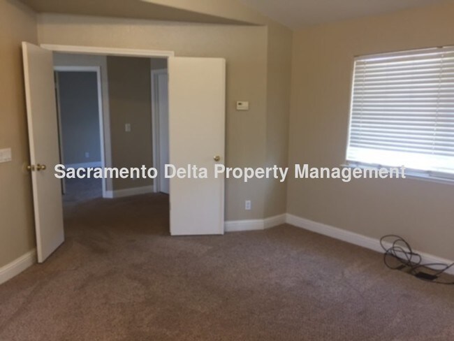 Foto del edificio - Beautiful 3 bedroom 2 bath home!!!