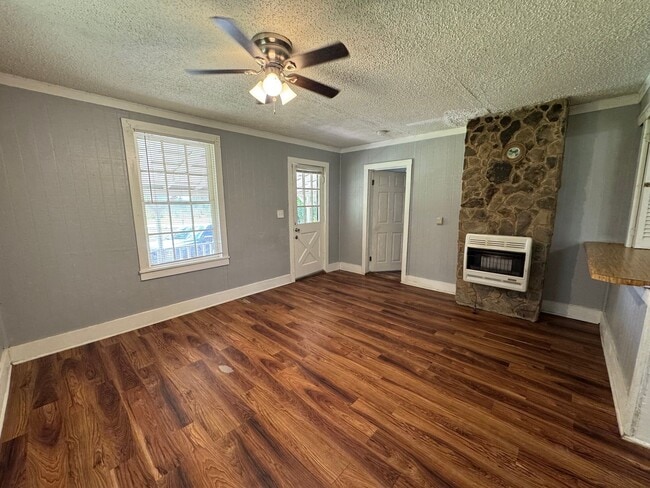 Foto del edificio - 2/1 Country House $895