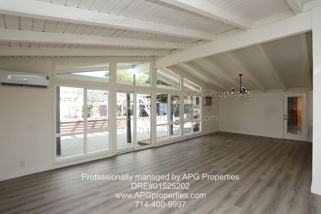 Building Photo - 636 S Gilbuck Dr