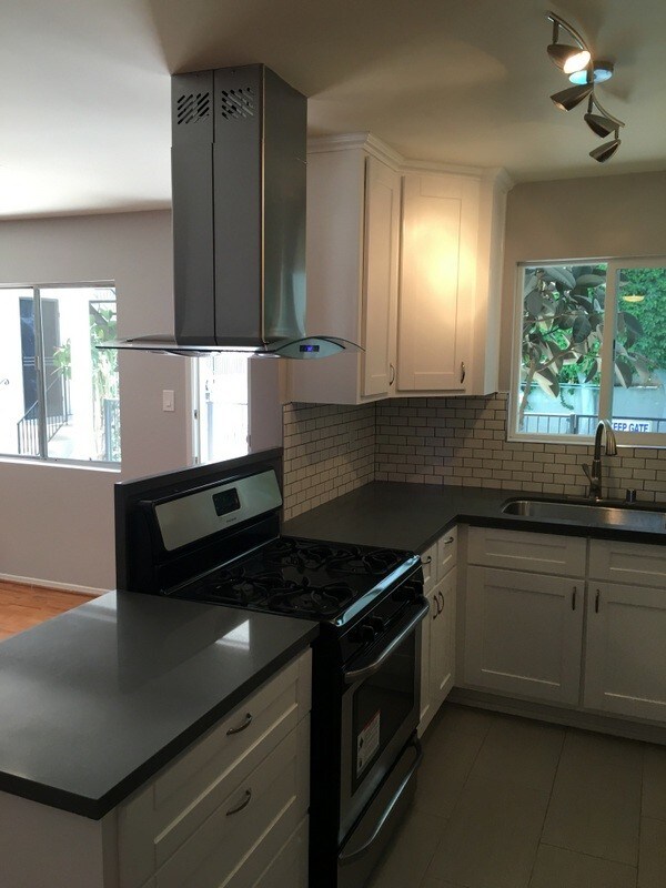 Primary Photo - 2015 S Bentley Ave
