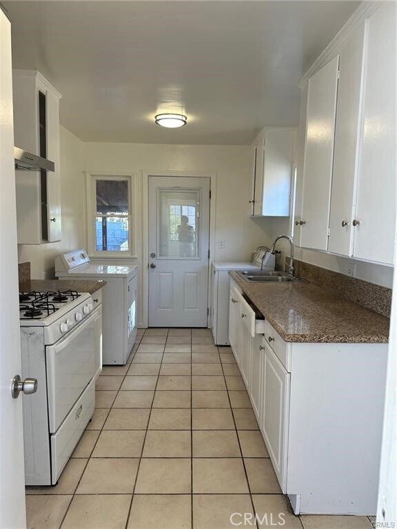 Foto del edificio - 3126 Earle Ave