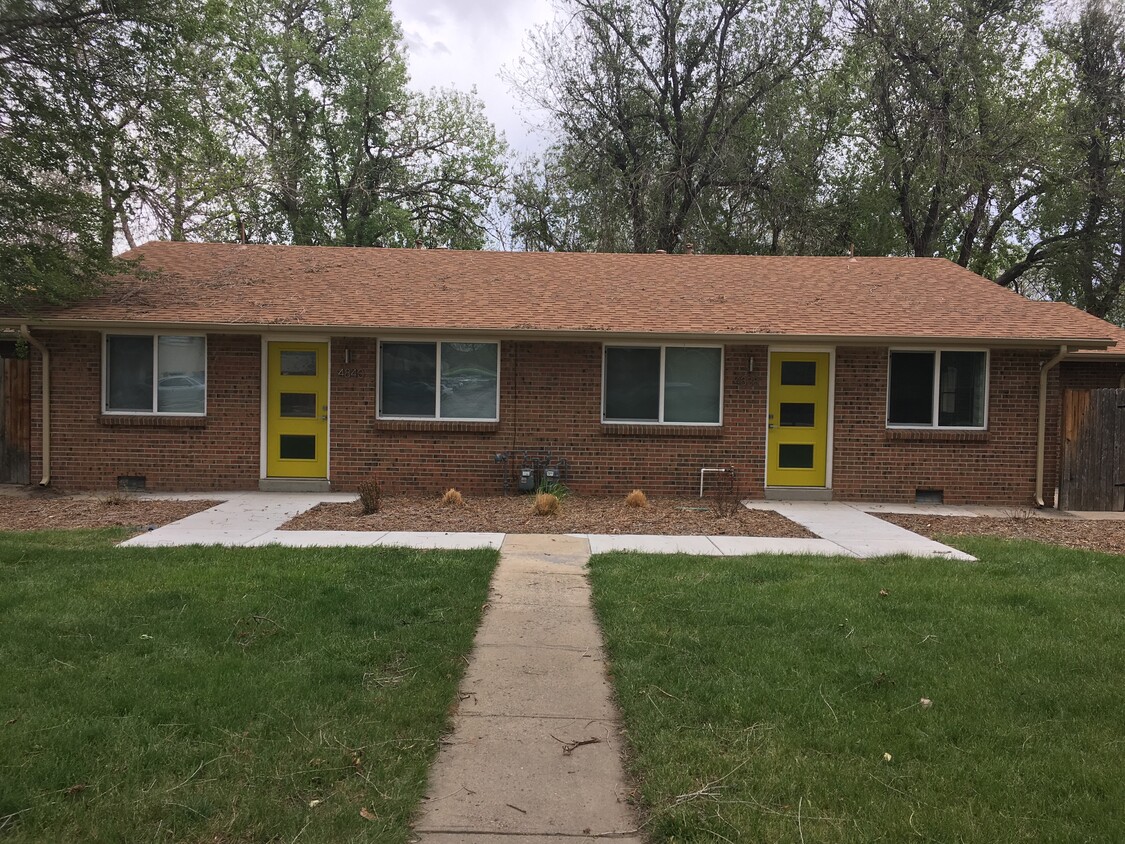 View from Street - 4860 Garrison St