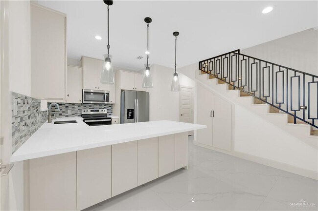 Foto del edificio - 15 Canary Ave