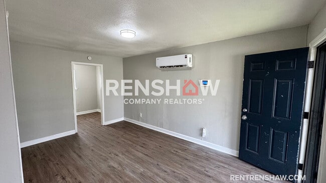 Building Photo - 285 Lucy Ave