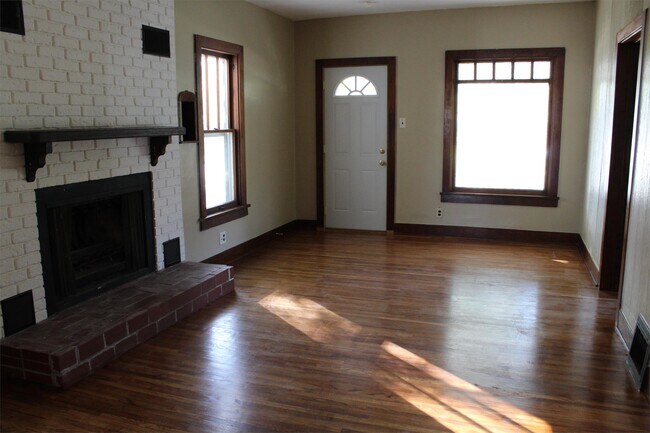 Foto del edificio - 526 E 11th St