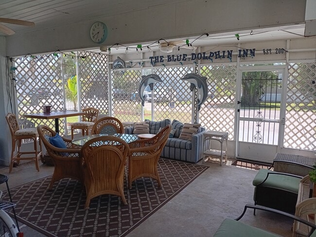 Private Lanai fully furnished - 12890 Spencer St Apartments