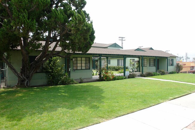 Foto del edificio - 1118-1120 Western Ave