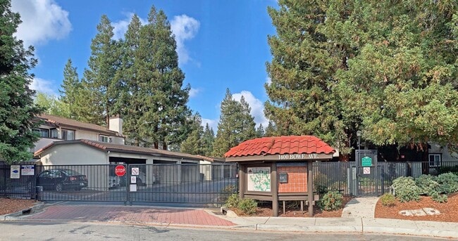 Photo - Beautifully Updated 2 Bedroom, 2 Bathroom ... House