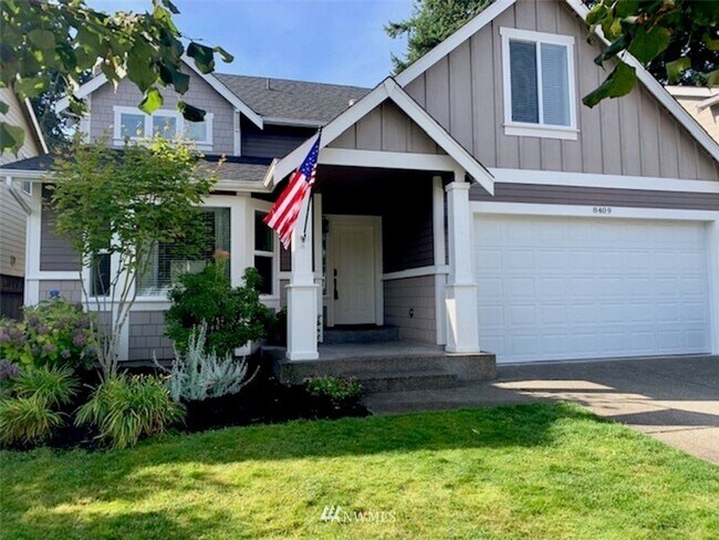 Building Photo - Gorgeous Home in Lacey’s Coveted Courtney ...