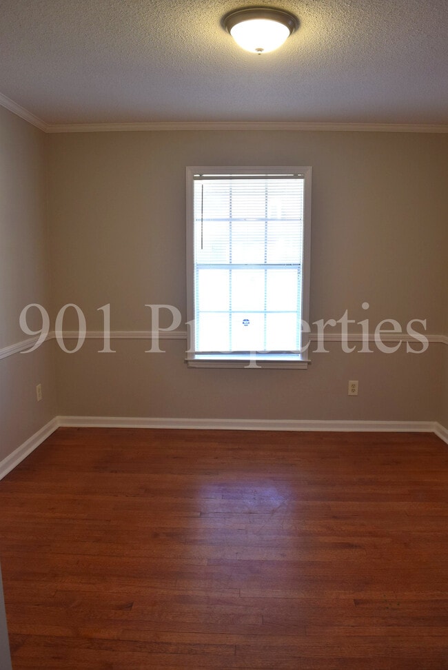 Building Photo - 5245 Braidwood Cove