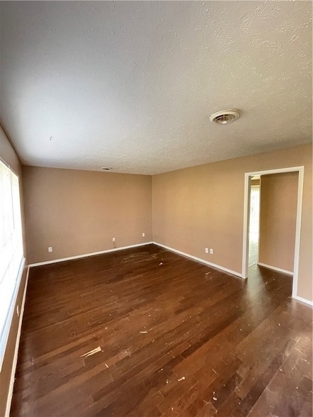 Photo - 1909 Theodore Dr House