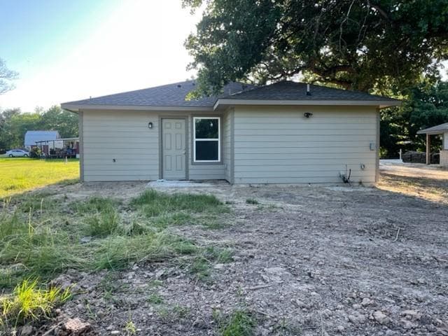 Building Photo - 820 Cove Dr
