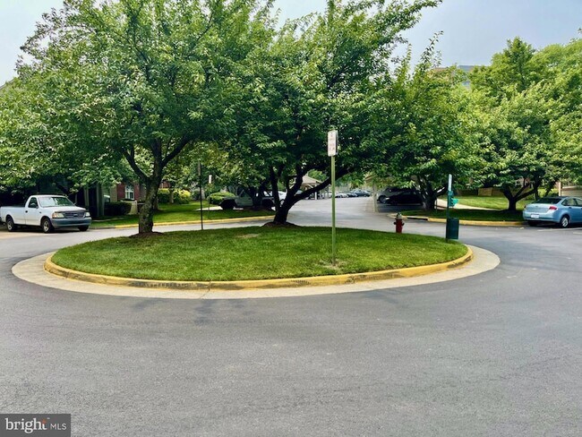 Foto del edificio - 11703 Olde English Dr