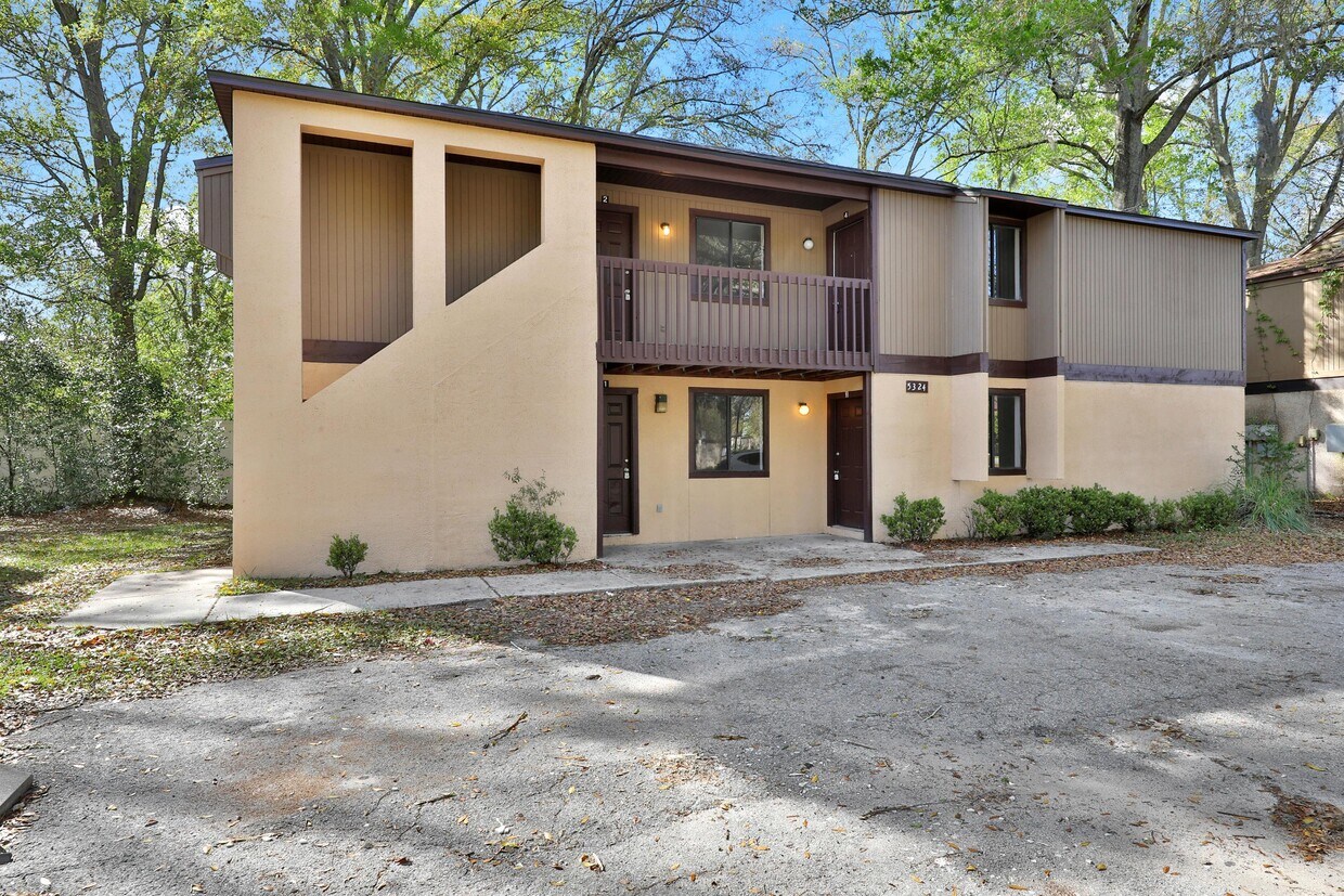 Primary Photo - 5324 Westchase Ct