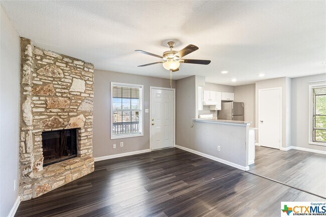 Building Photo - 608 Bracewood Cir