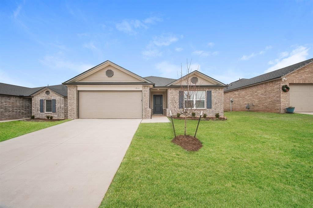 Foto principal - 1841 Rock Elm Dr