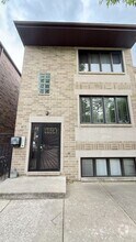 Building Photo - 455 W 37th St