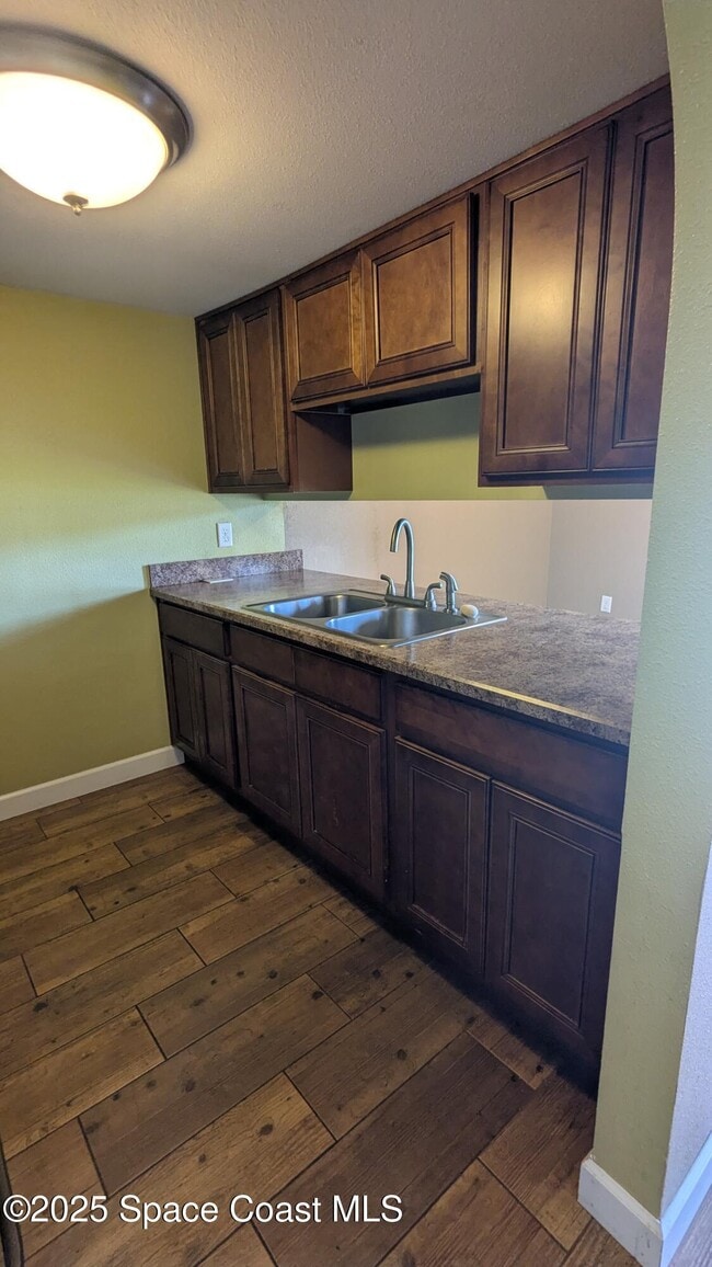 Building Photo - 107 San Juan Cir