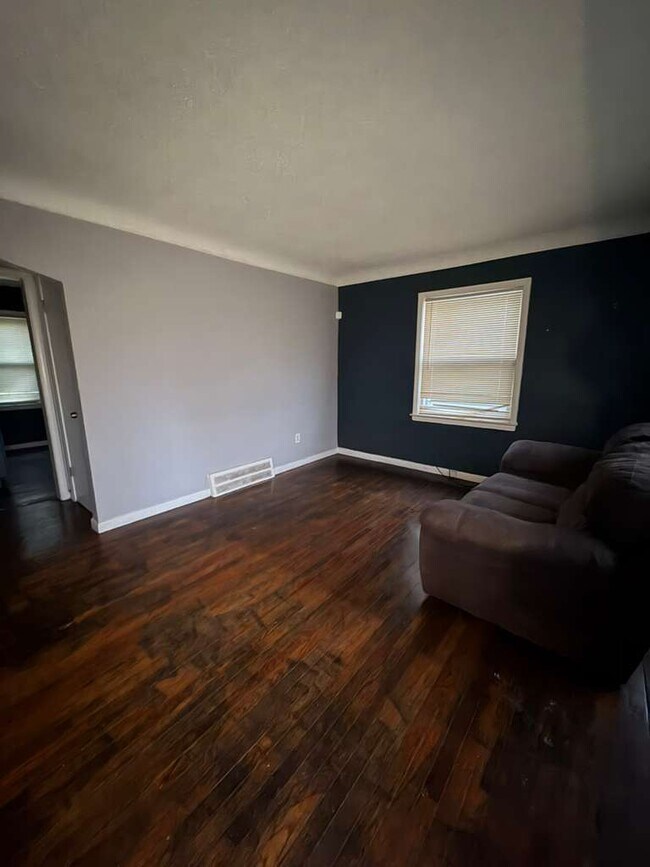 Foto del edificio - 8435 Braile St