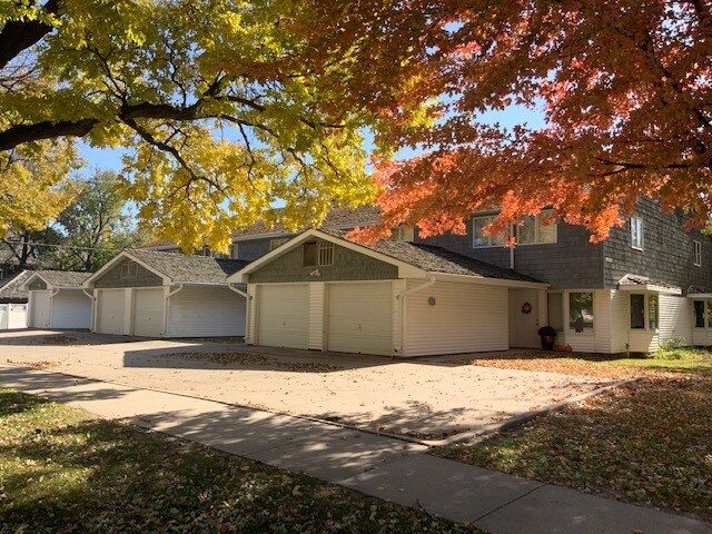 2221 7th Ave Kearney Ne 68845 Apartments Kearney Ne Apartments Com