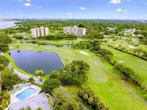 Building Photo - 2617 Cove Cay Dr