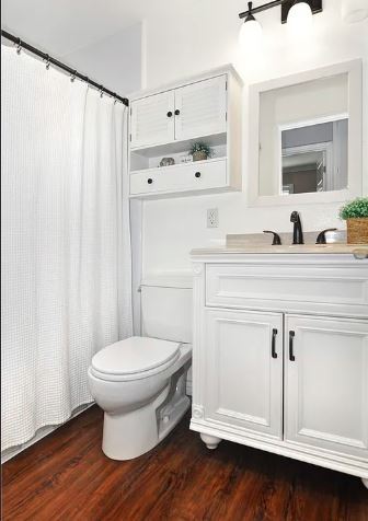 Foto del edificio - 15641 Toway Ln