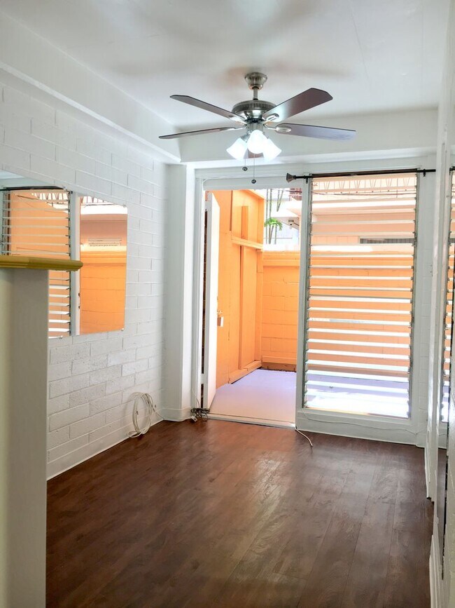 Foto del edificio - 264 Kaiulani Ave-Unit 1