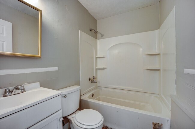 Foto del edificio - SF-067-1216 &amp; 1218 North 35th Street D...