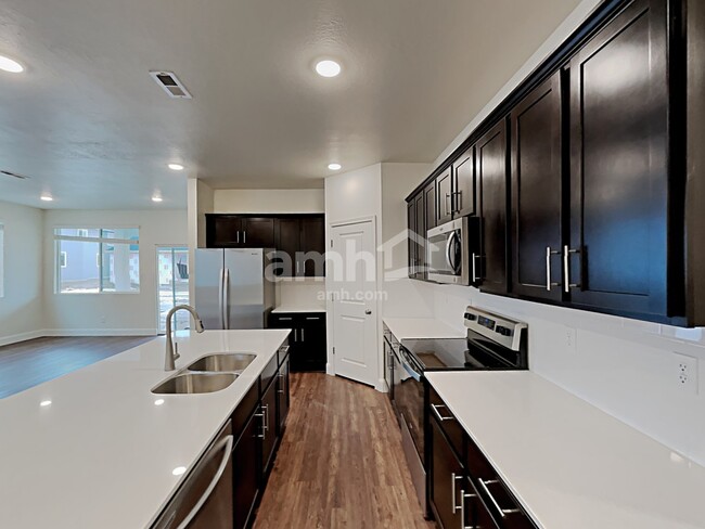 Building Photo - 2673 W 3340 South
