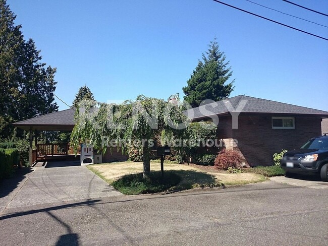Building Photo - 9009 43rd Pl SW