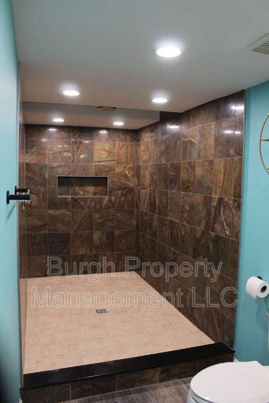 Building Photo - 5114 Lotus Wy