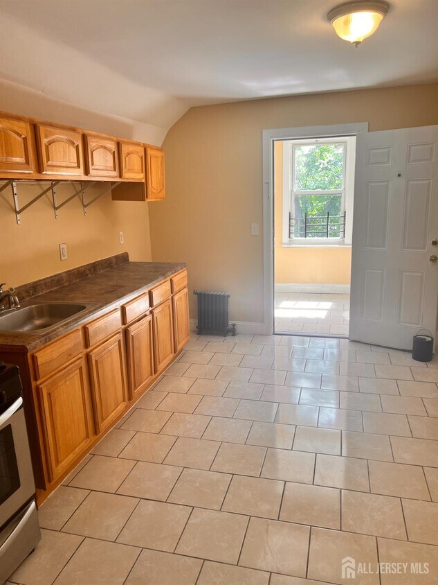 Foto principal - 1289 Springfield Ave