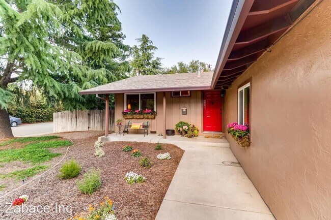 Building Photo - 5 br, 2 bath House - 1814 Baywood