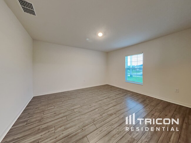 Foto del edificio - 4548 Breccia Ln
