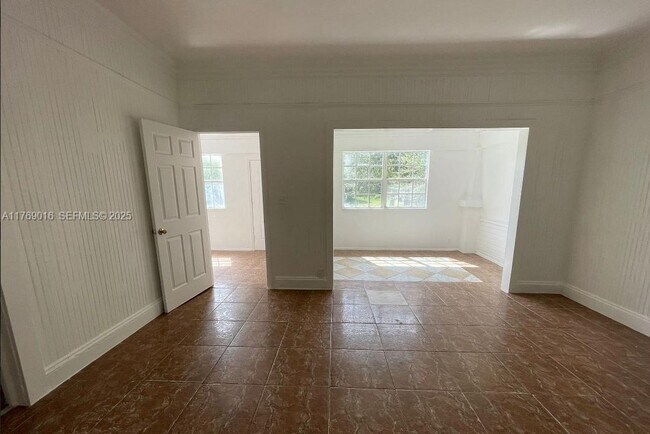 Foto del edificio - 707 4th St