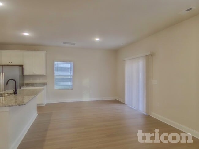 Foto del edificio - 7109 Jerimoth Dr