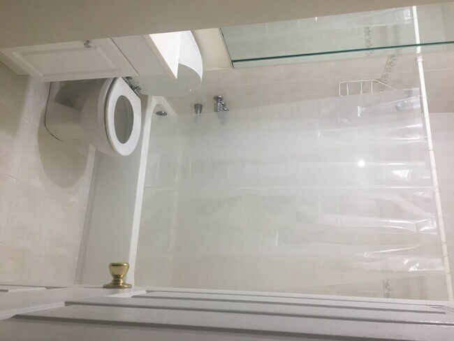 Foto del edificio - 249 Warwick Ave