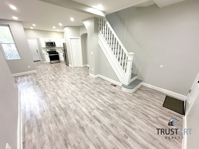 Building Photo - 3 Bedroom house near Parkland in Philadelp...