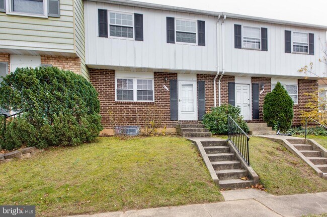 Building Photo - 439 Gatewood Ct