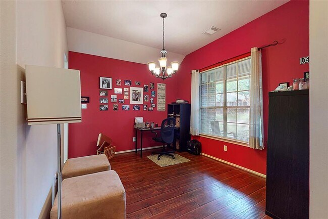 Building Photo - 127 S Abram Cir