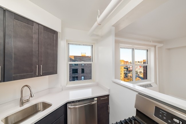 Building Photo - 2170 Madison Avenue