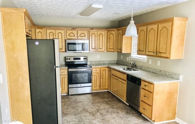 Building Photo - 3 br, 2 bath House - 60 Hunters Ridge Ct